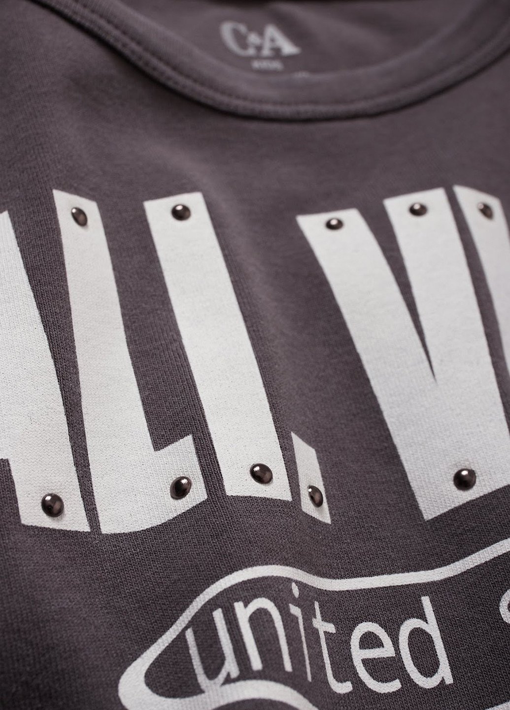 Сіро-коричнева літня футболка C&A