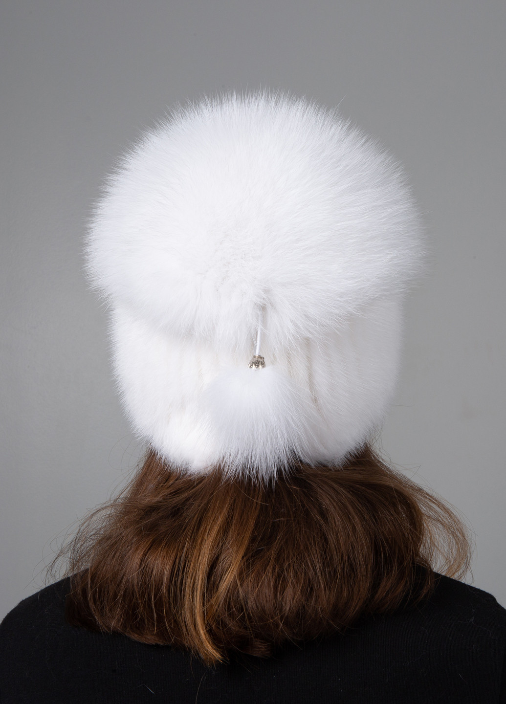 Женская зимняя шапка бини из натурального меха норки с большим помпоном из песца Меховой Стиль шарик (254953052)