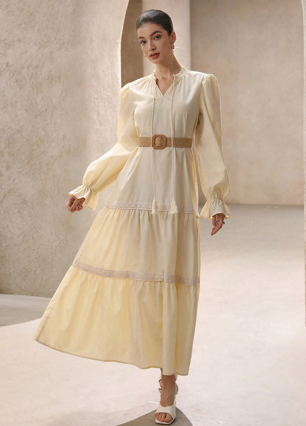 Кремовое кэжуал платье SHEIN однотонное