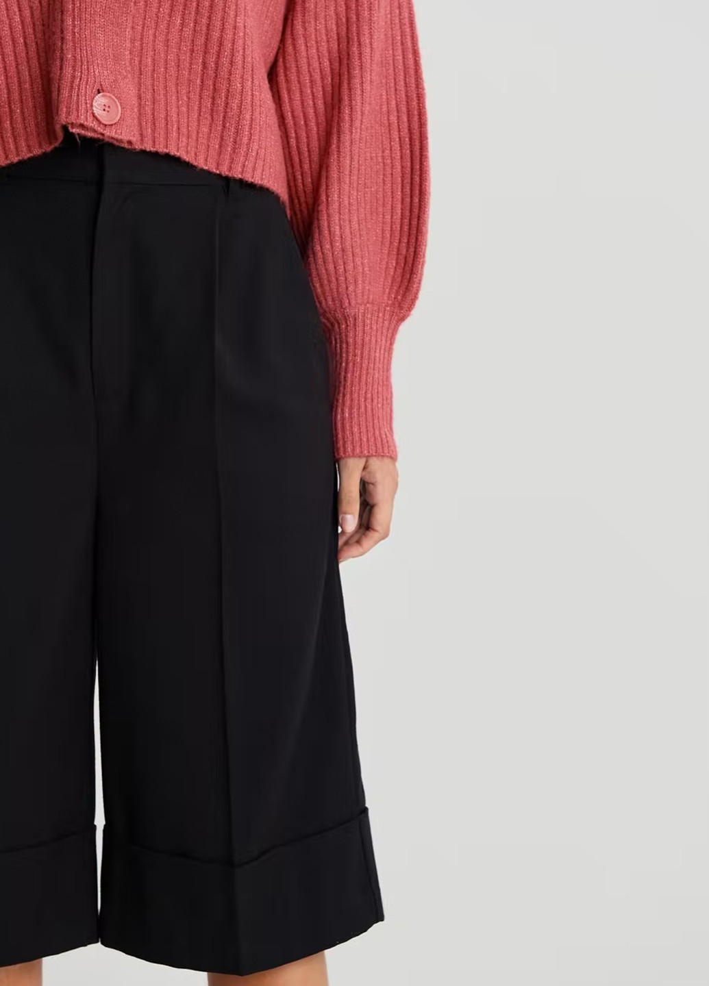 Черные кэжуал демисезонные кюлоты брюки Gina Tricot