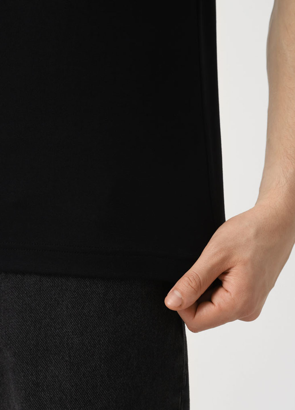 Черная футболка Promin