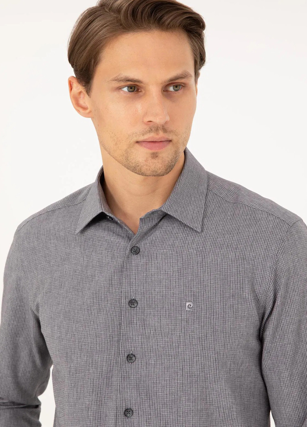 Серая кэжуал рубашка в клетку Pierre Cardin