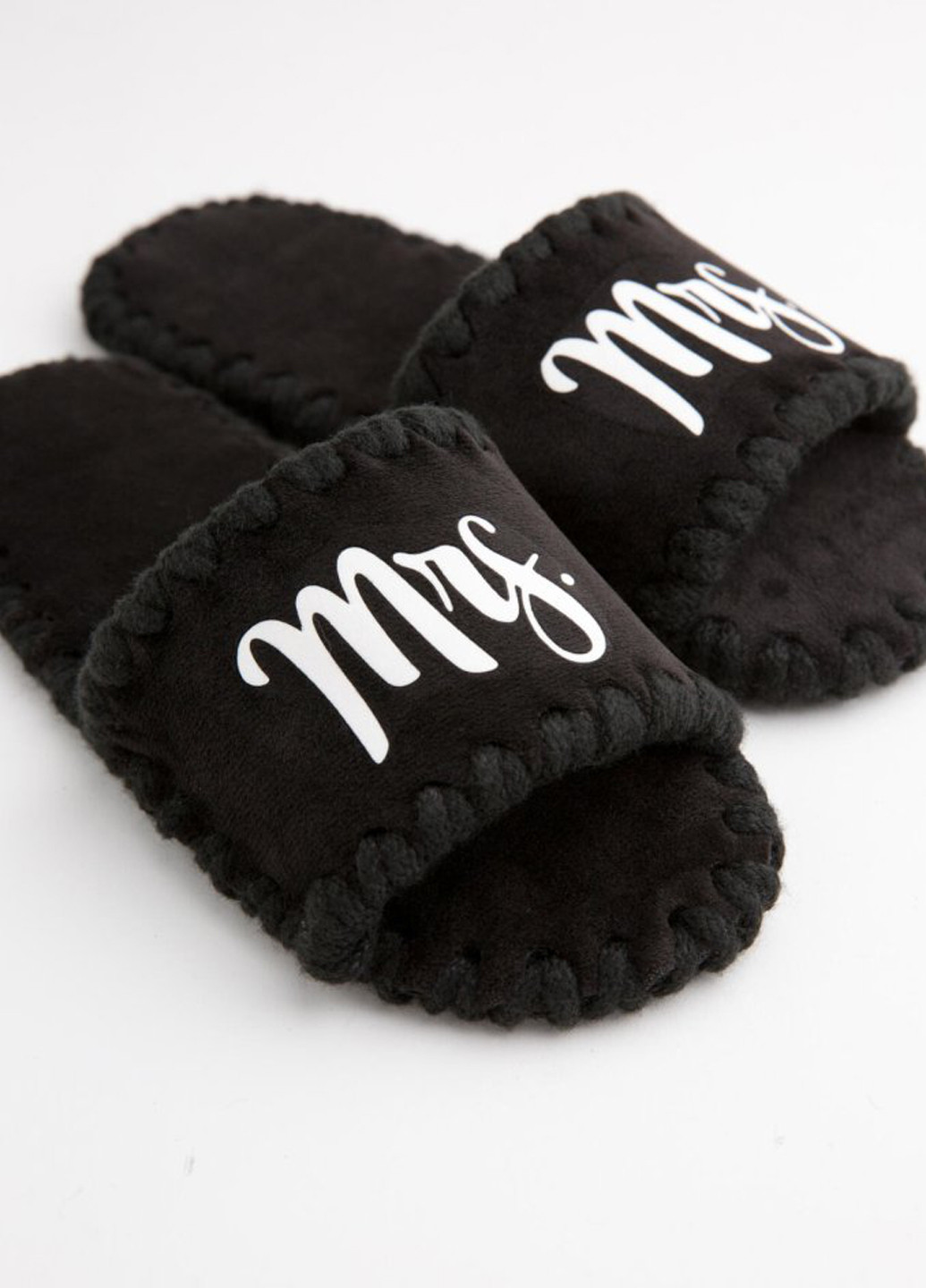 Черные тапочки Family Story