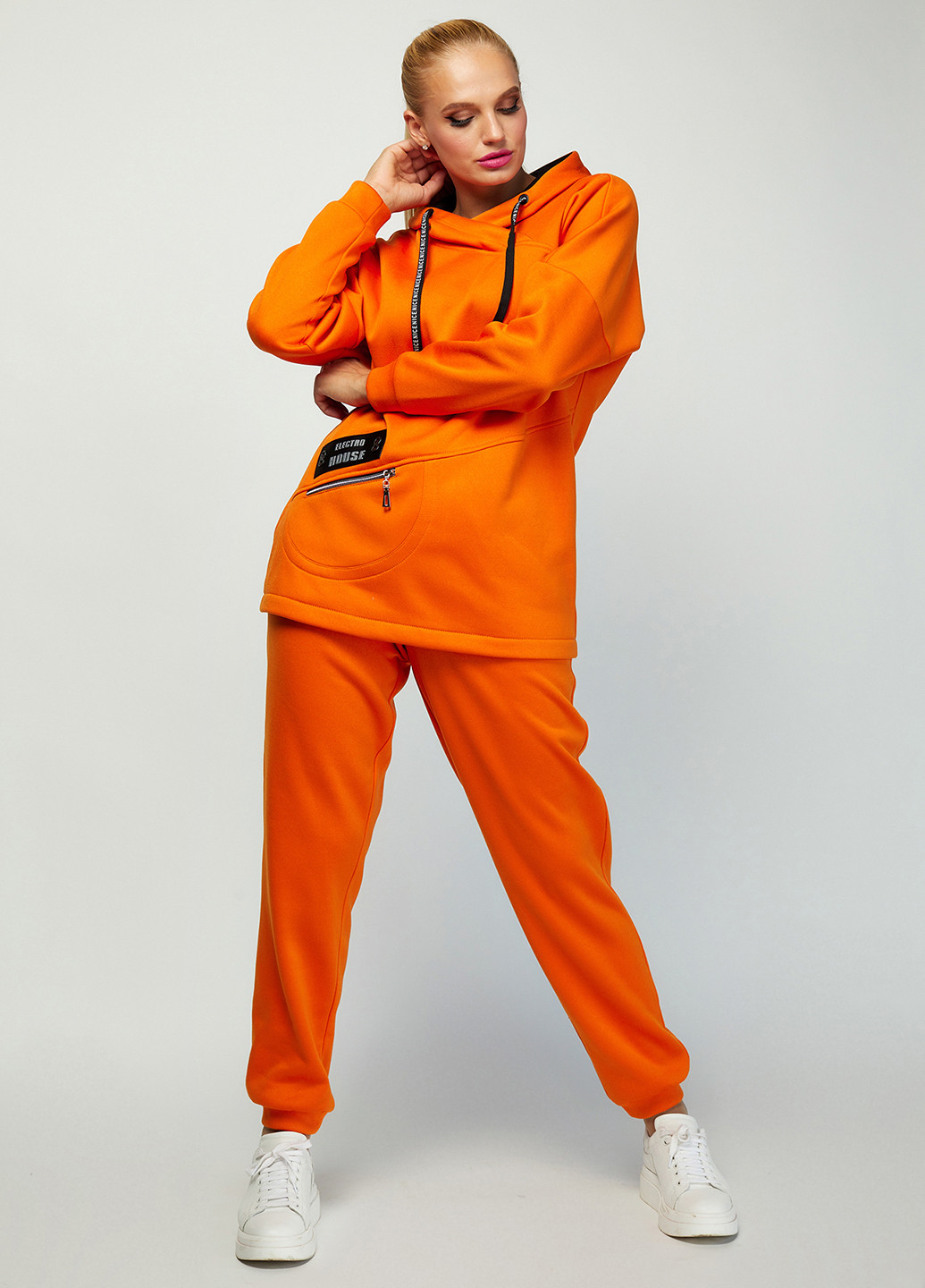 Костюм (худи, брюки) Miledi однотонный оранжевый спортивный трикотаж, хлопок