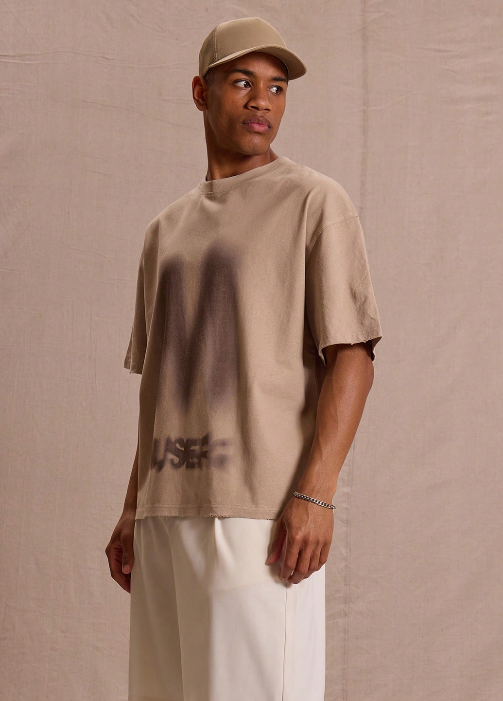 Бежевая футболка SHEIN