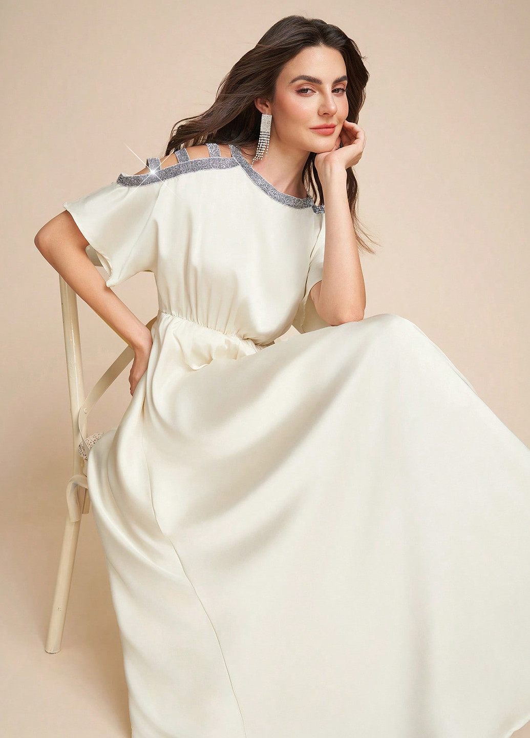 Кремовое праздничный, кэжуал платье в греческом стиле SHEIN однотонное