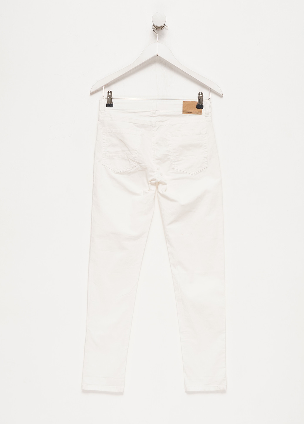 Белые кэжуал летние брюки зауженные Terranova