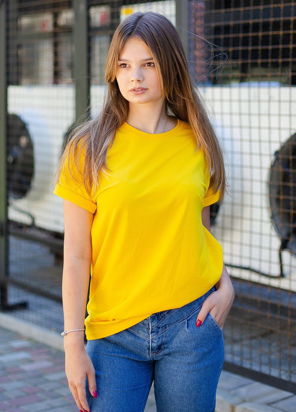 Жовта всесезон футболка Without Basic
