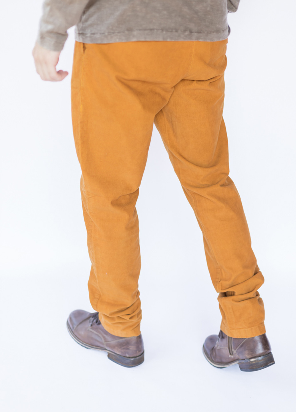 Оранжевые кэжуал демисезонные зауженные брюки Mustang