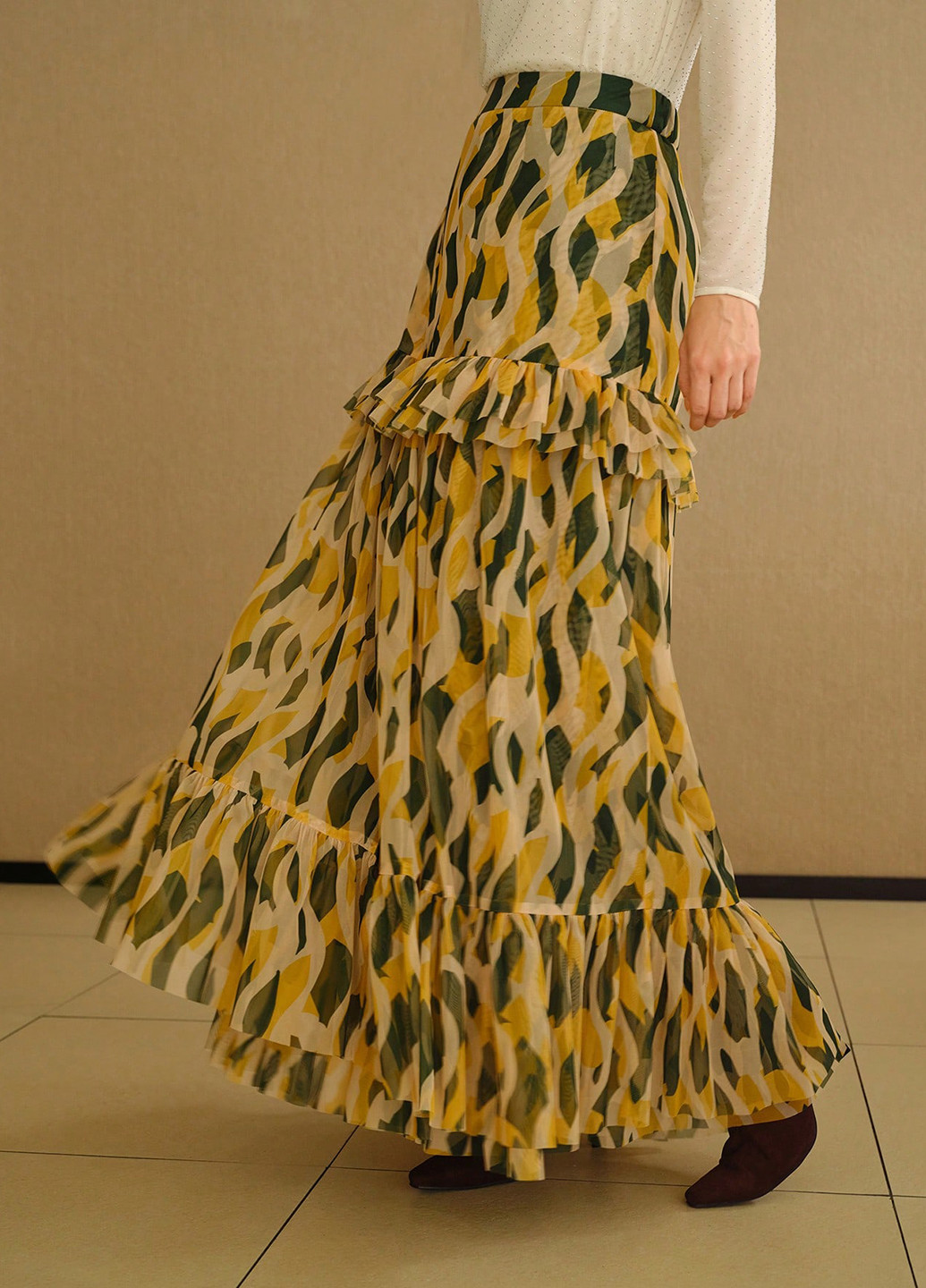 Разноцветная кэжуал с абстрактным узором юбка SHEIN а-силуэта (трапеция)