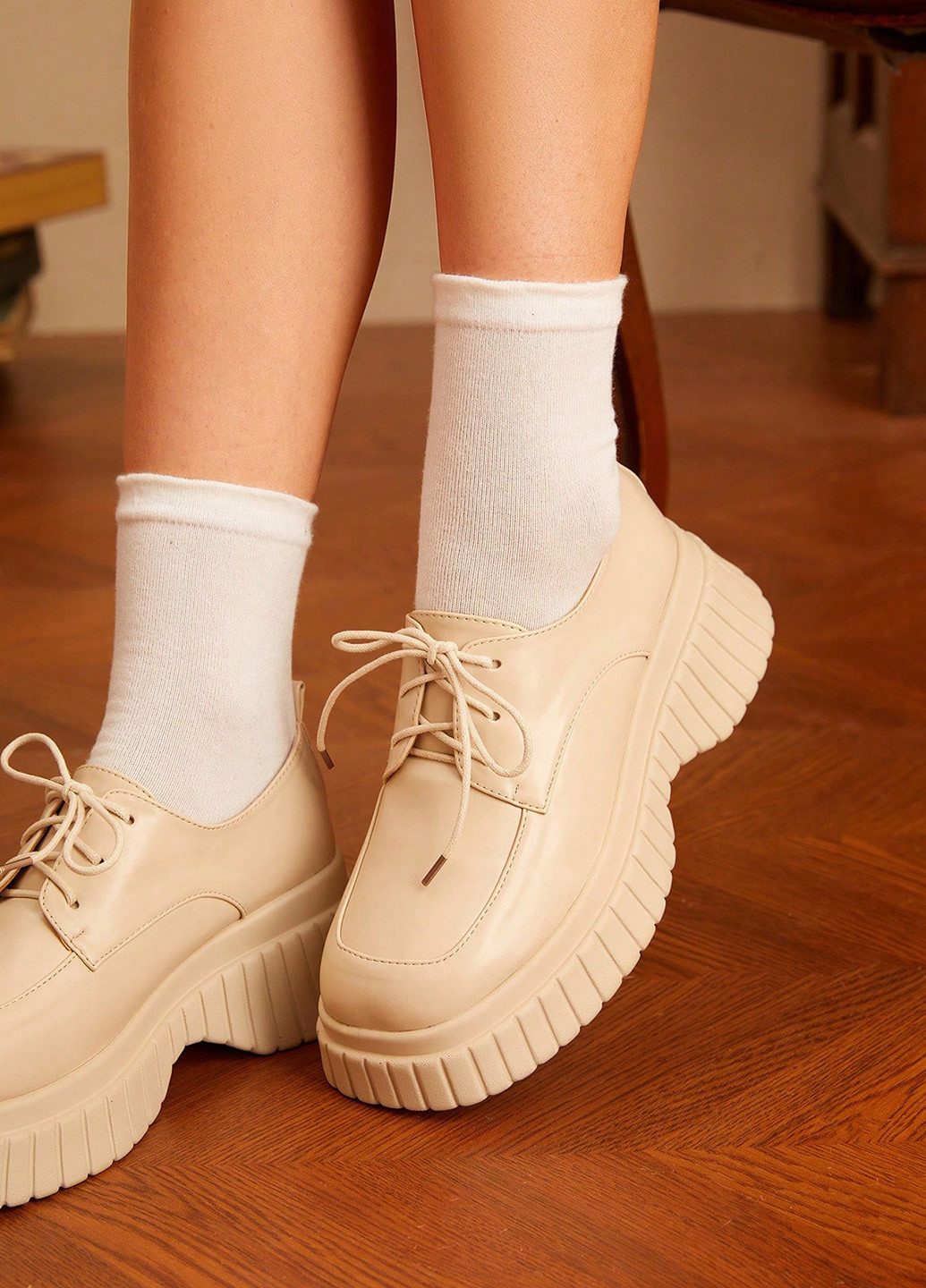 SHEIN Туфлі дербі кремовий з штучна шкіра, китай — демісезон (342722148)