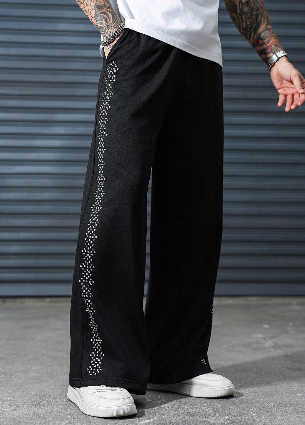 Черные спортивные демисезонные прямые брюки SHEIN