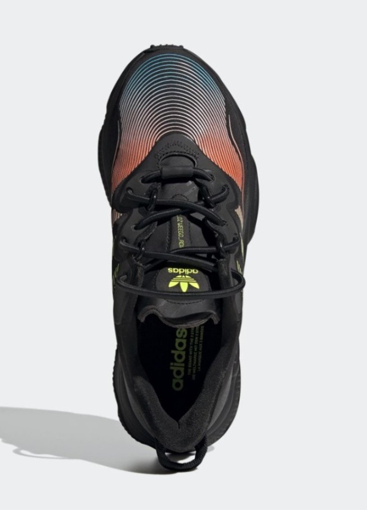 Черные кроссовки adidas Ozweego