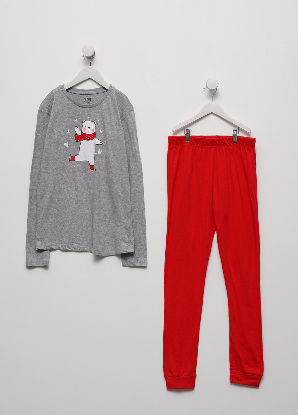 Комбинированная всесезон пижама (лонгслив, брюки) лонгслив + брюки Cleve