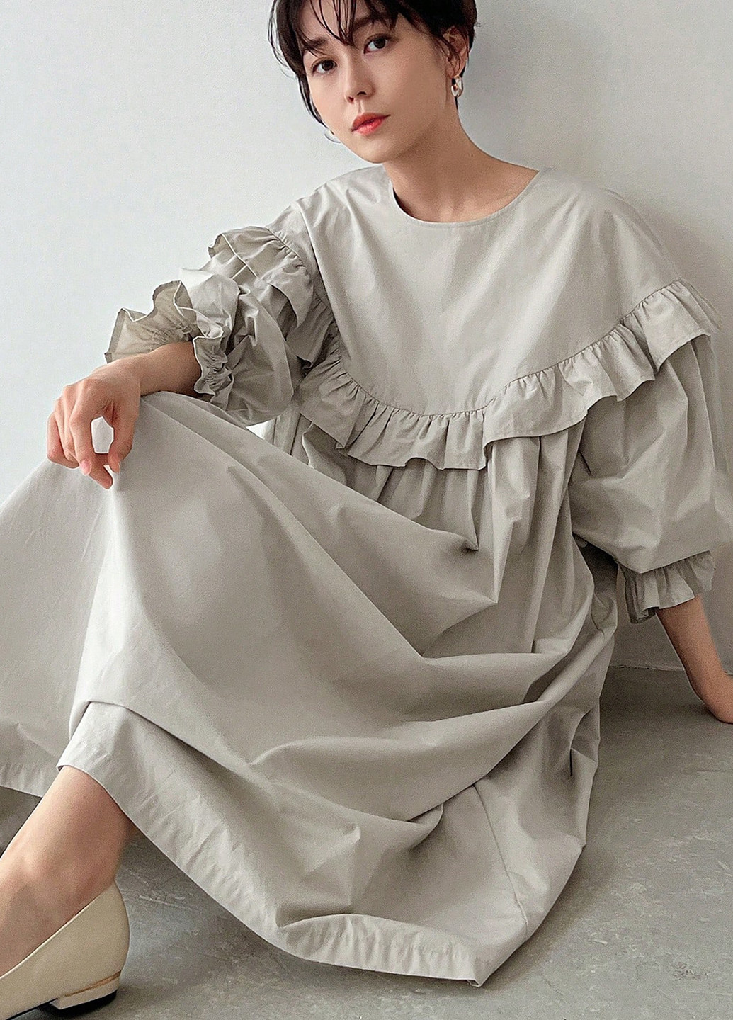 Сіро-бежева кежуал сукня оверсайз SHEIN однотонна