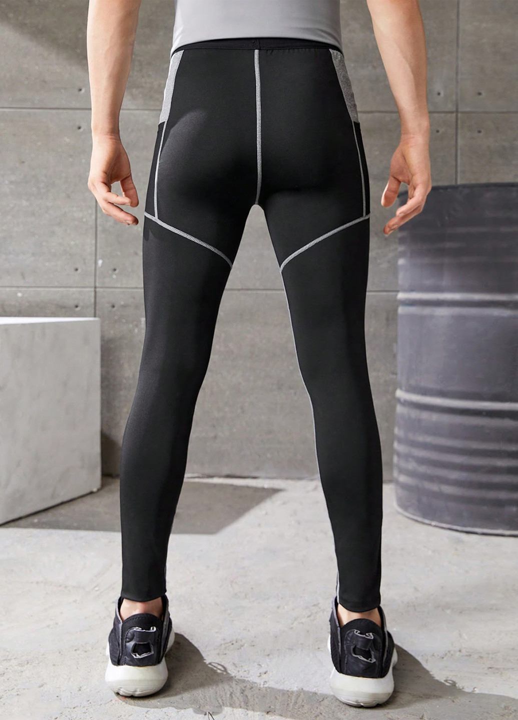 Черные демисезонные леггинсы SHEIN