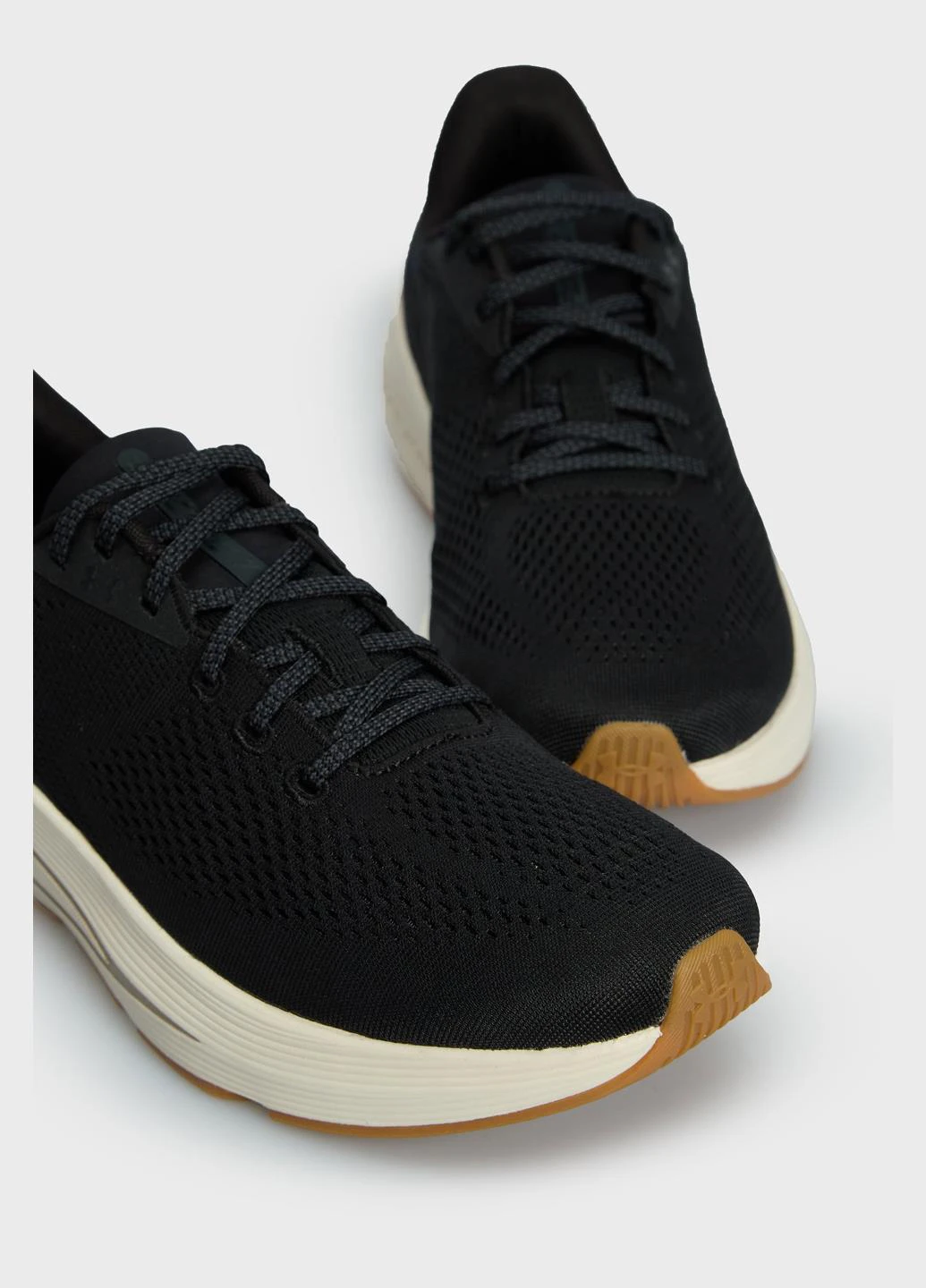 Черные демисезонные кроссовки ua sonic 7 3028002-001 Under Armour /UA Sonic 7