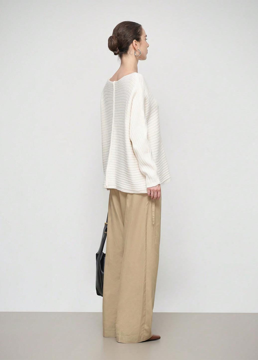 Кремовый демисезонный свитер SHEIN