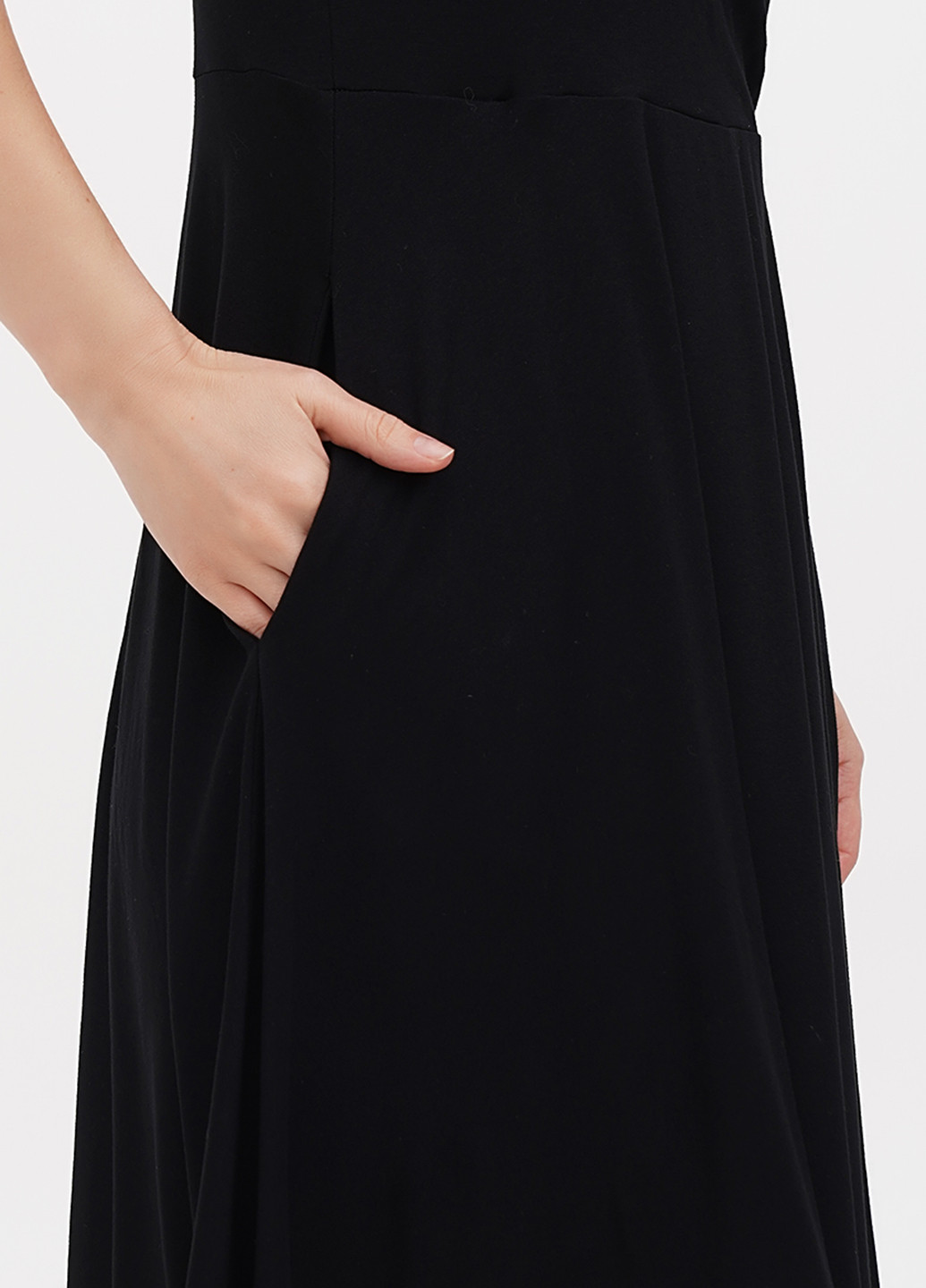 Черное кэжуал платье на одно плечо Boden однотонное