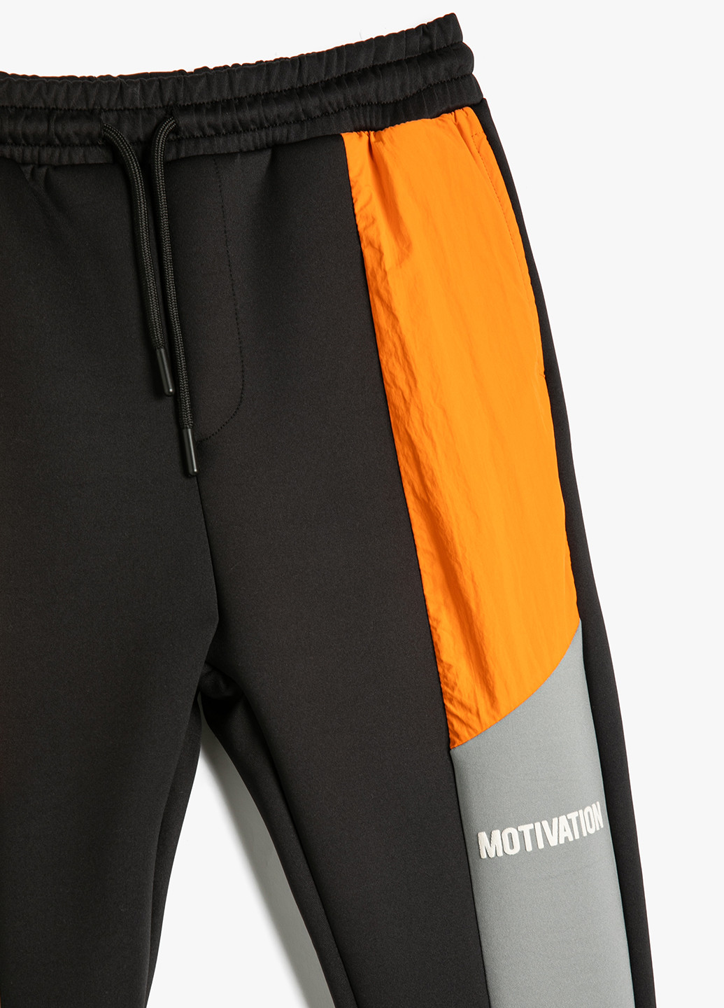 Черные спортивные демисезонные брюки джоггеры KOTON