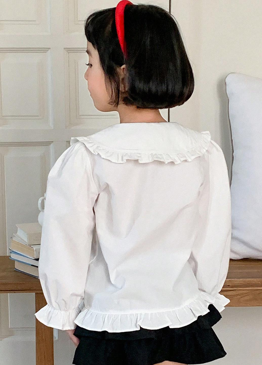 Белая однотонная блузка SHEIN демисезонная