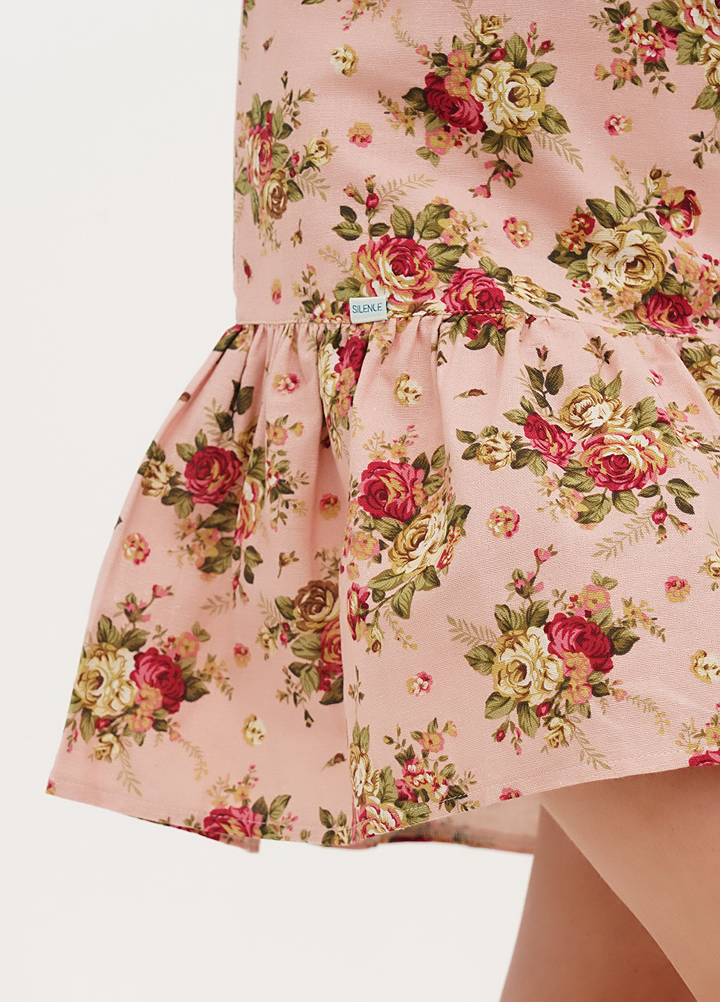 Світло-рожева кежуал сукня з відкритими плечима Silence з квітковим принтом