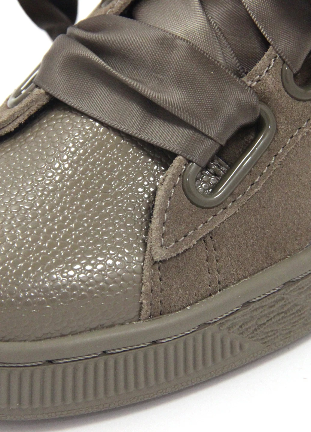 Хакі кеди жіночі suede heart bubble wns Puma