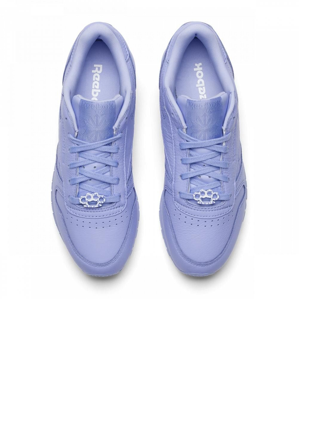 Фиолетовые демисезонные кроссовки classic leather lilac glow bs7913 Reebok