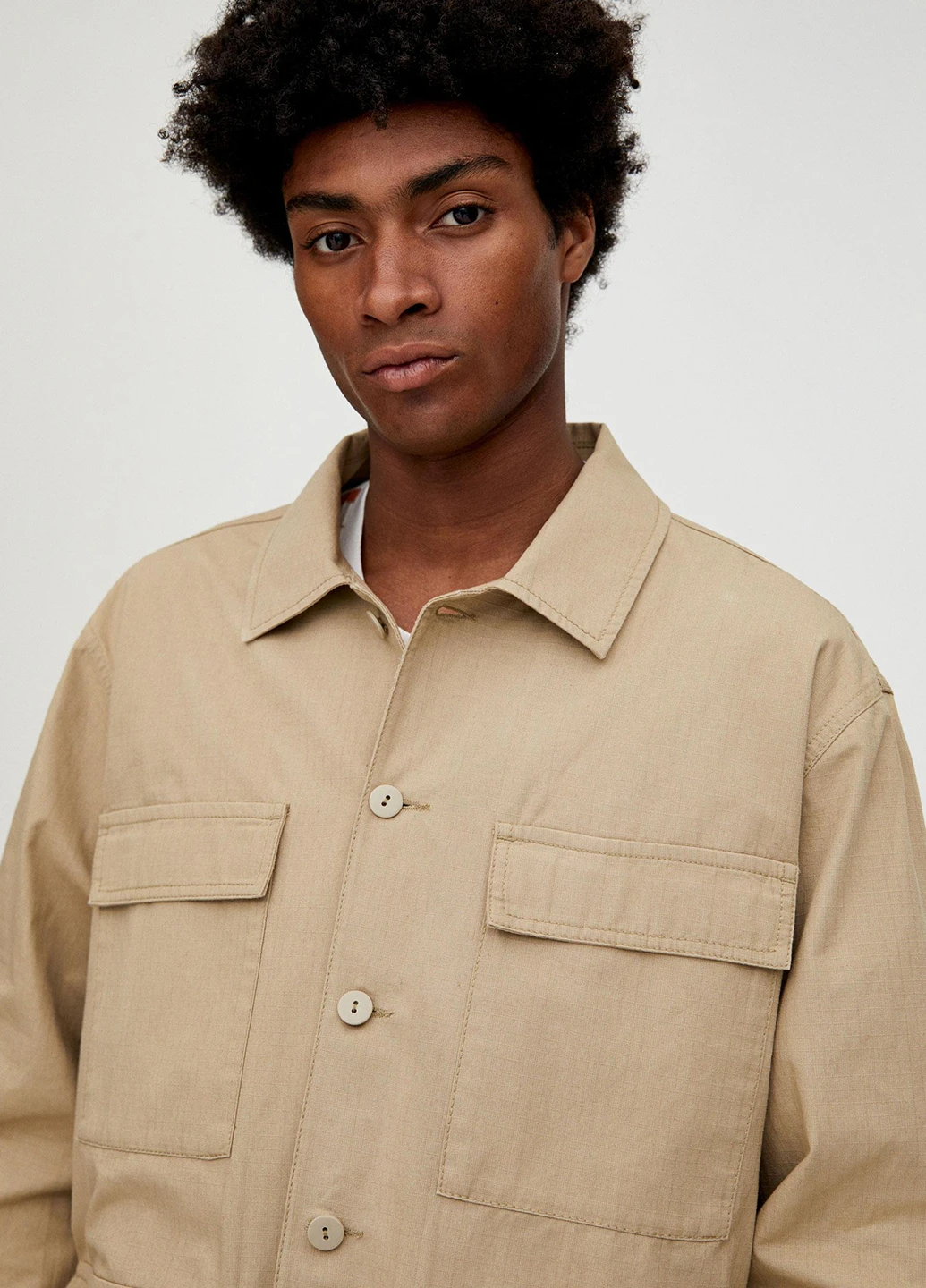 Бежева демісезонна куртка Pull & Bear