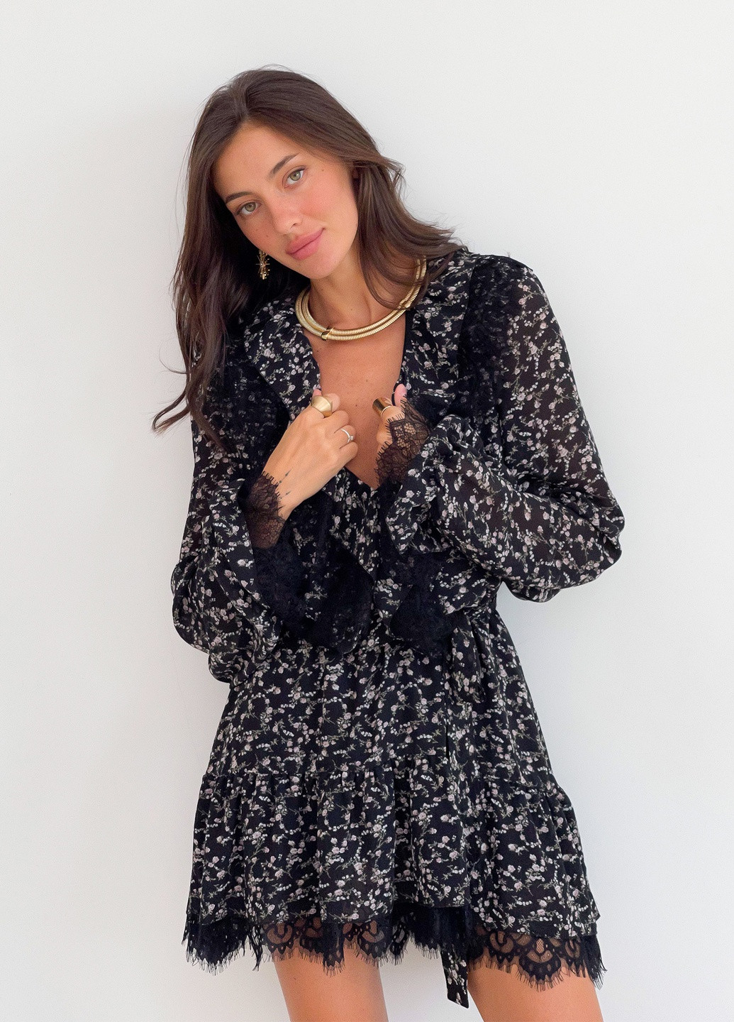 Черное кэжуал платье клеш Тю-Тю! с цветочным принтом