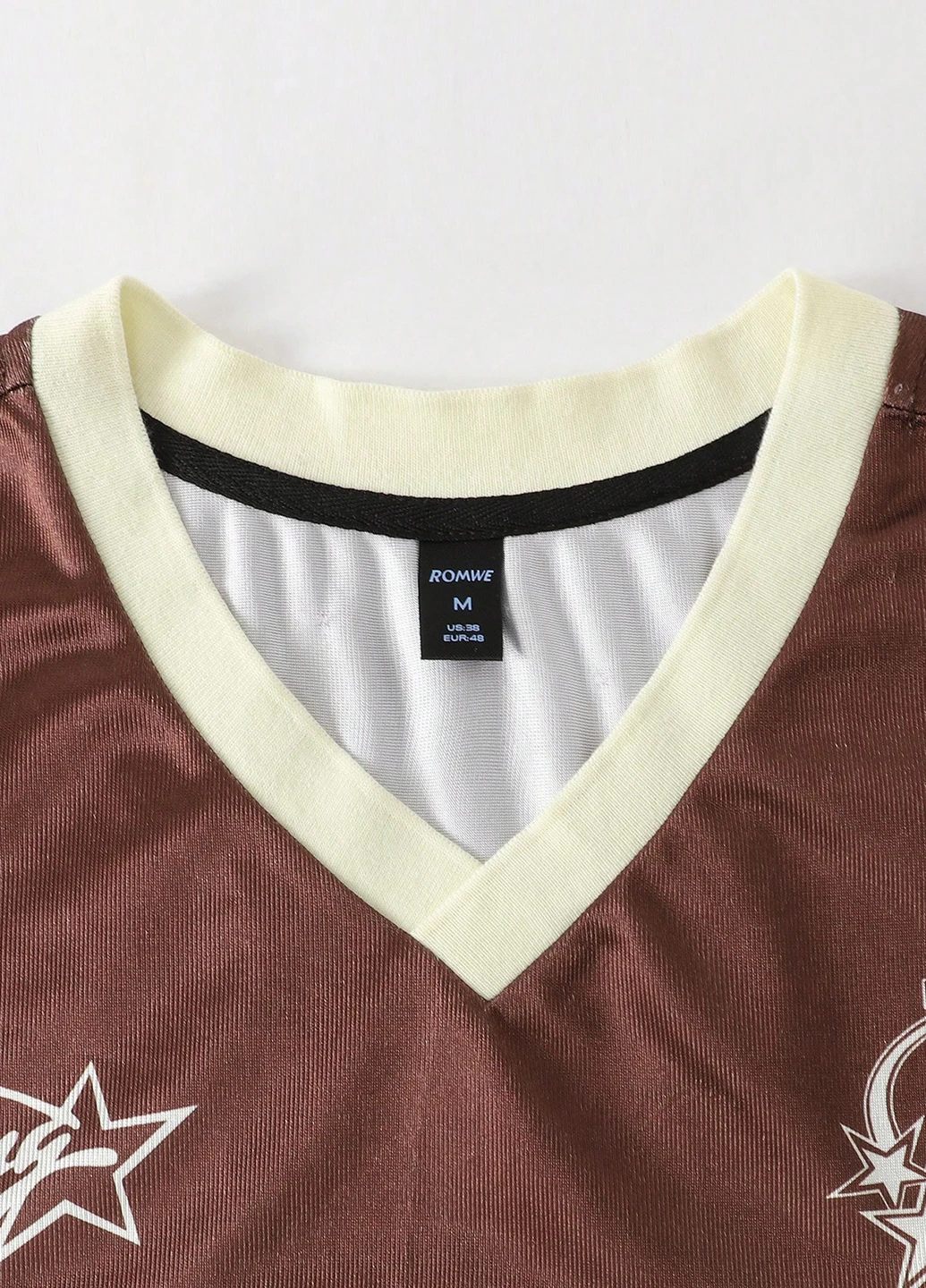 Коричневая футболка SHEIN