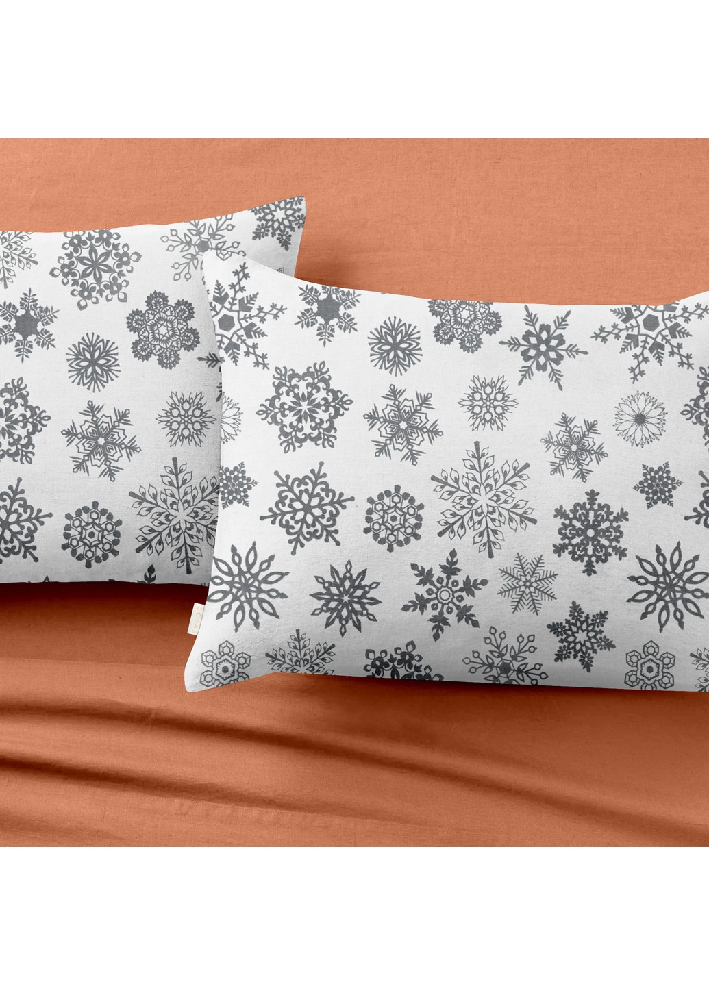 Набор SNOWFLAKES GREY TERRAKOT /наволочки 50х70 и простынь 160х200х20/ Cosas (251229590)