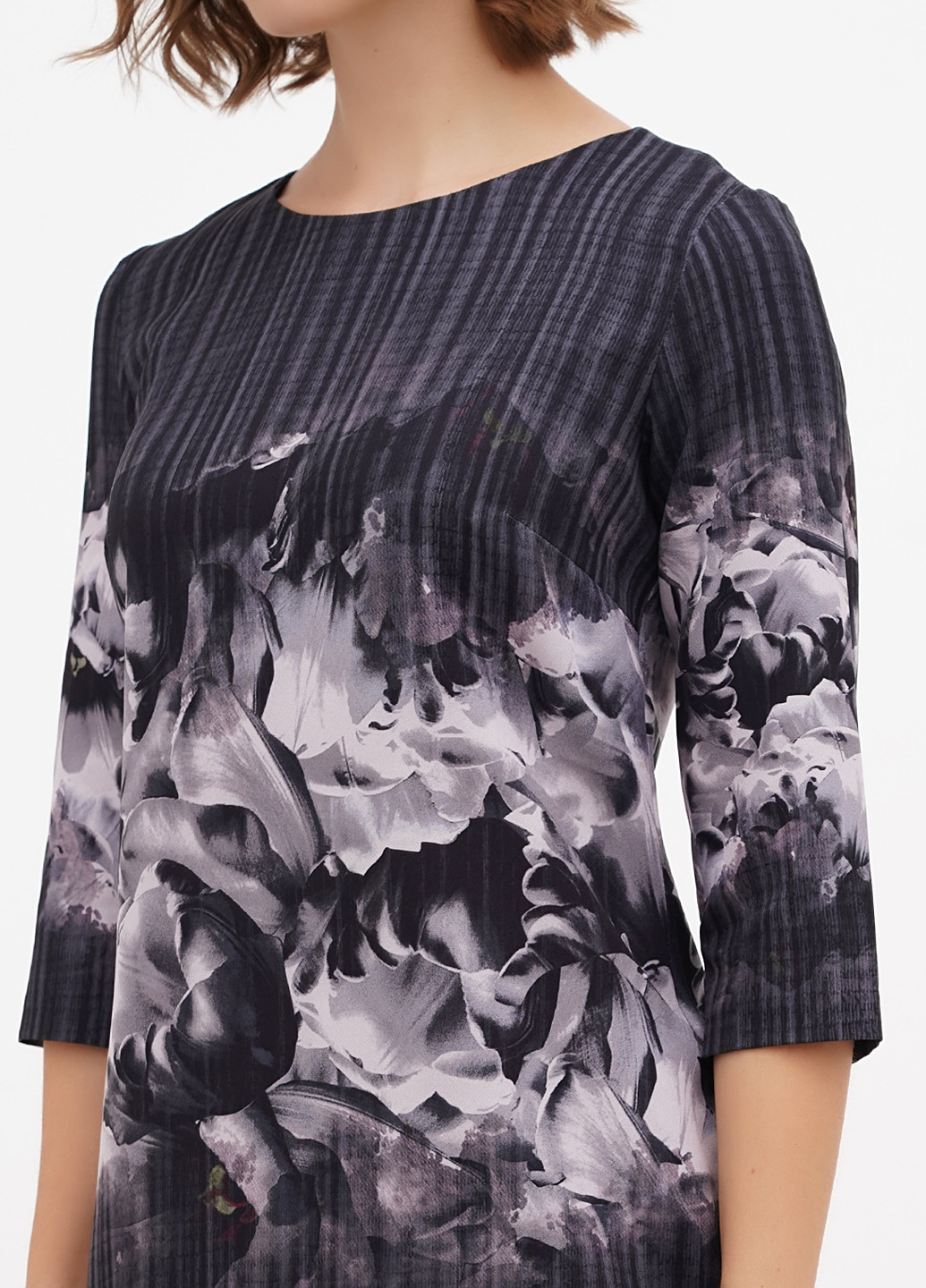 Чорна кежуал сукня а-силует Sassofono з малюнком