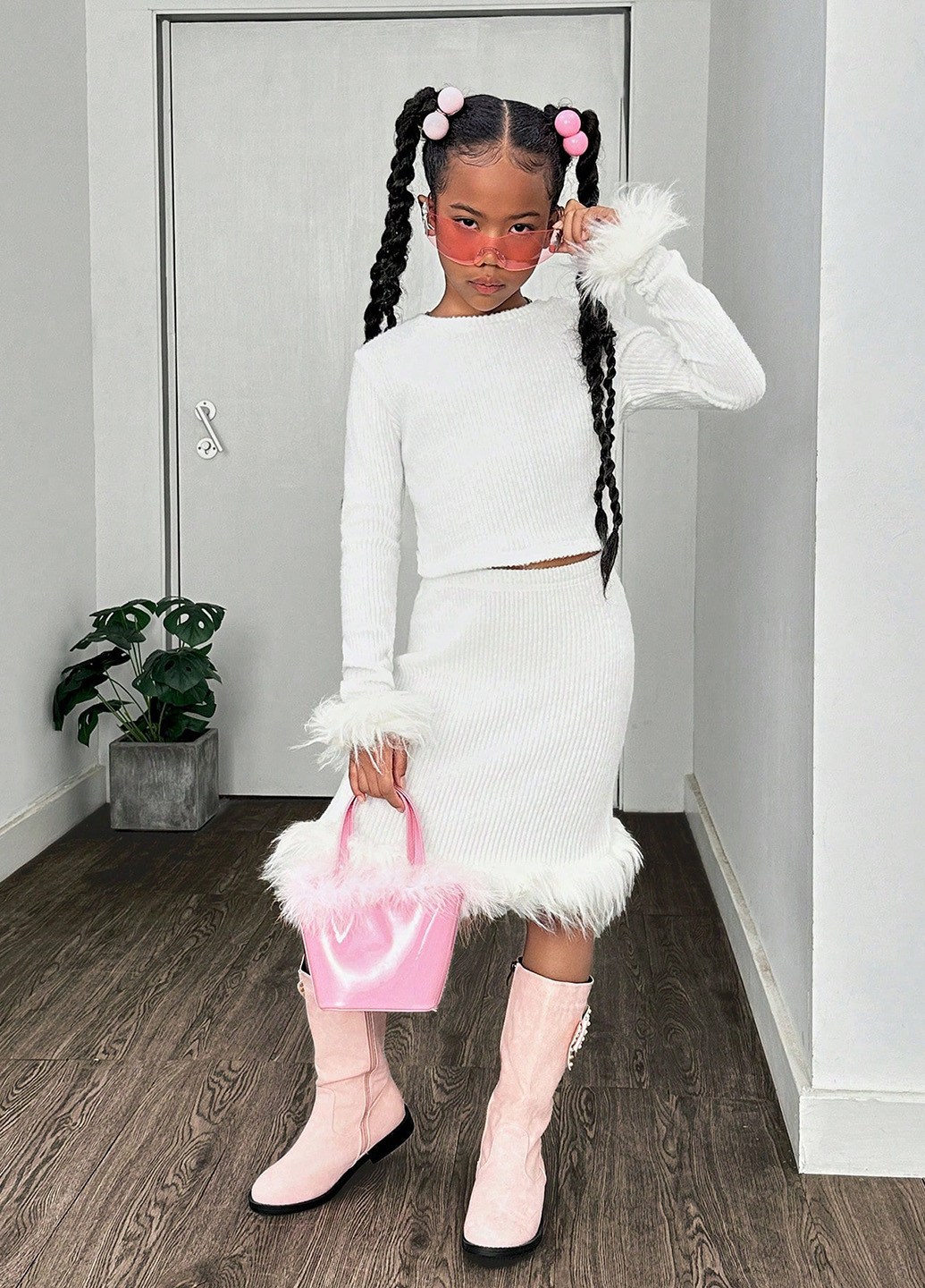 Белый демисезонный костюм (лонгслив, юбка) юбочный SHEIN