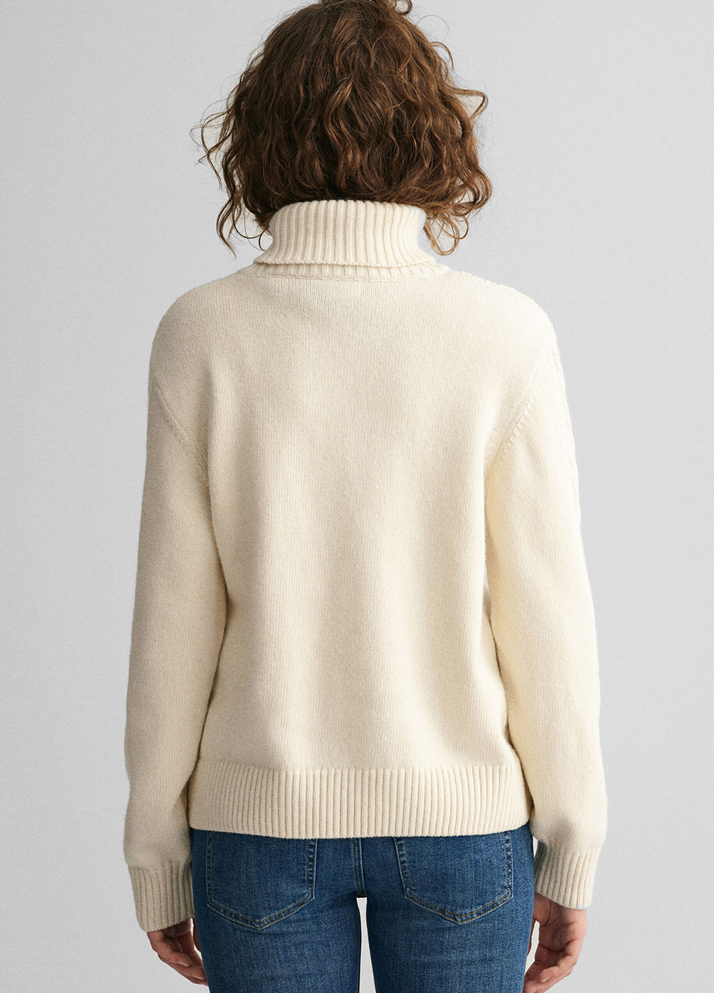 Молочний зимовий светр Gant