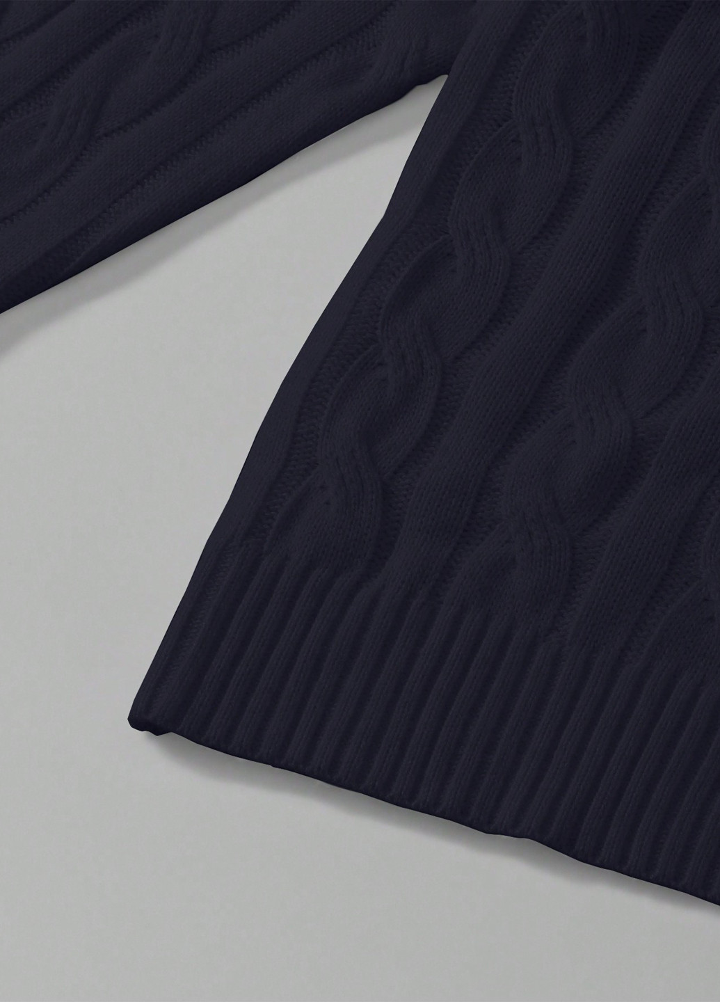 Черный зимний свитер SHEIN