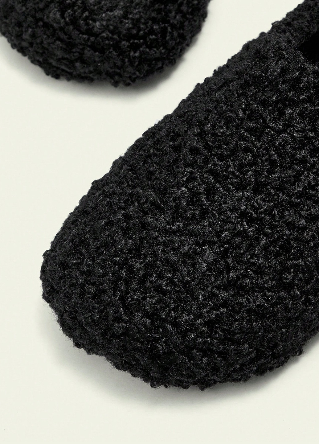 Черные туфли SHEIN без каблука с логотипом