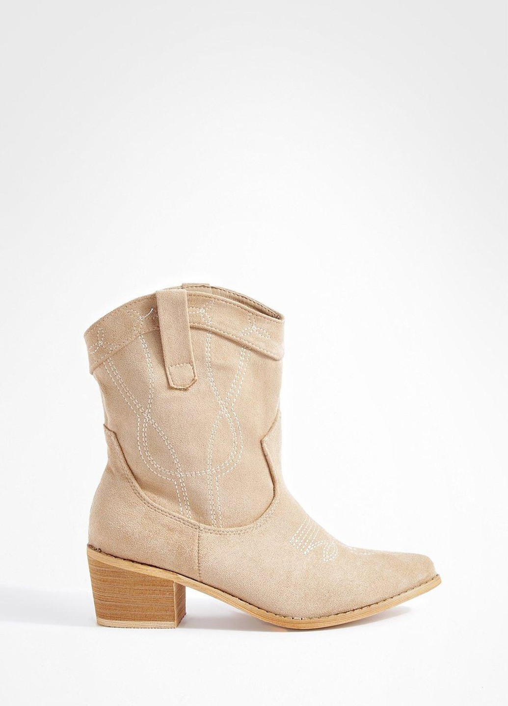 Осенние ботинки казаки Boohoo с вышивкой из искусственной замши