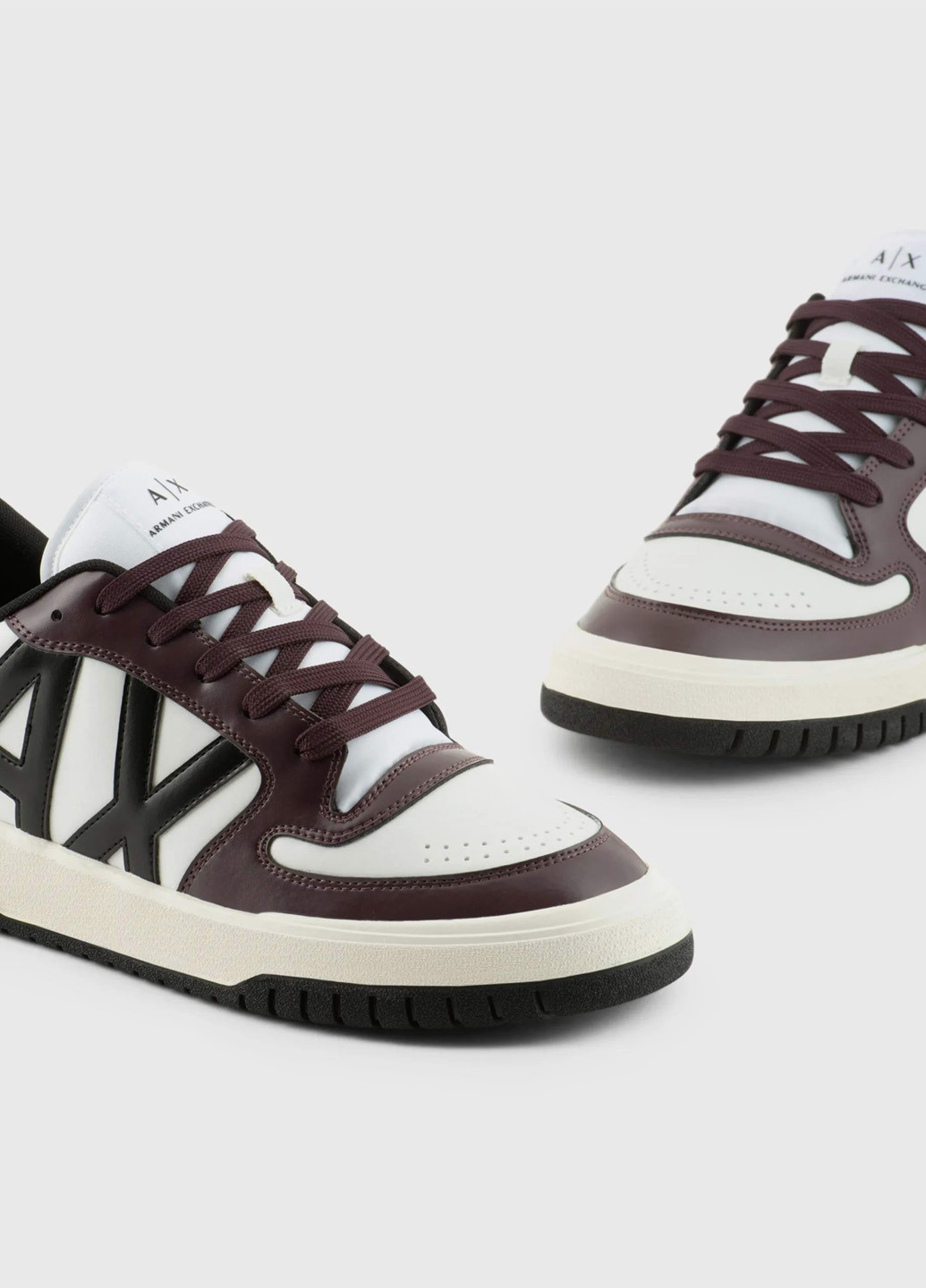 Коричневые демисезонные кроссовки Armani Exchange