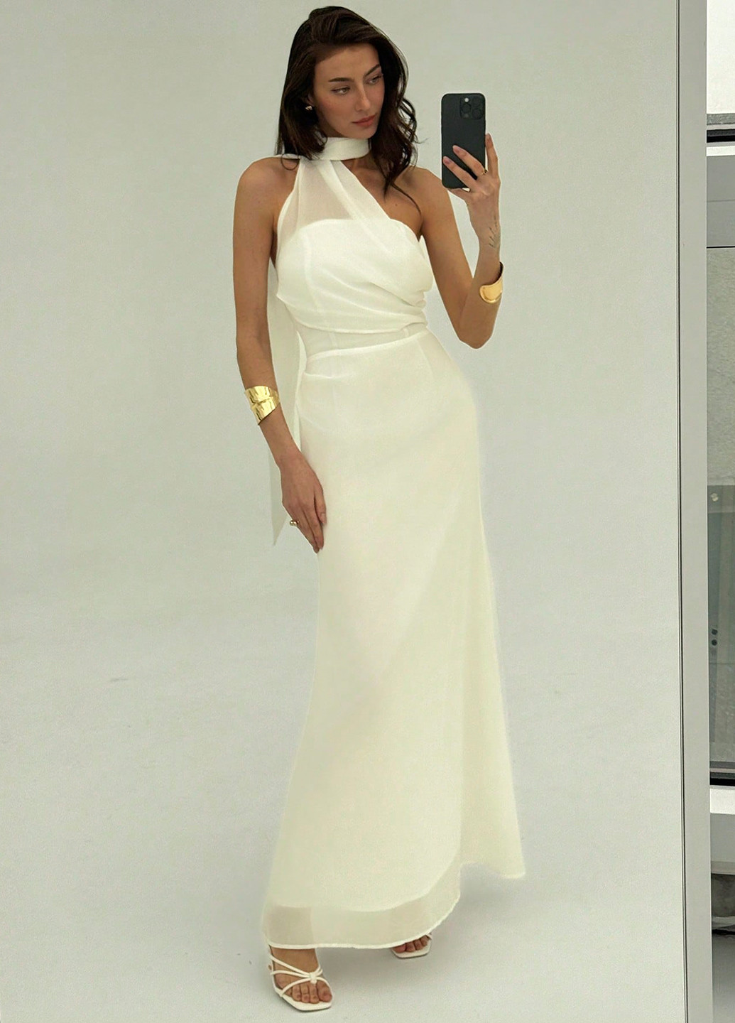 Белое праздничный, вечернее платье с открытой спиной SHEIN однотонное