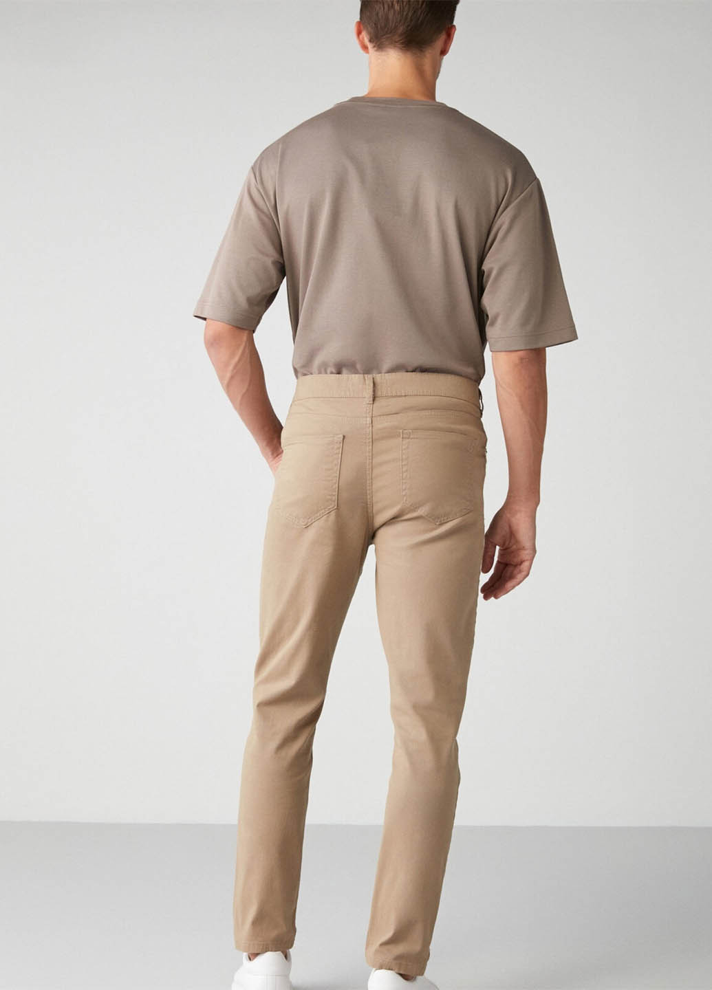 Бежевые летние зауженные джинсы Grimelange