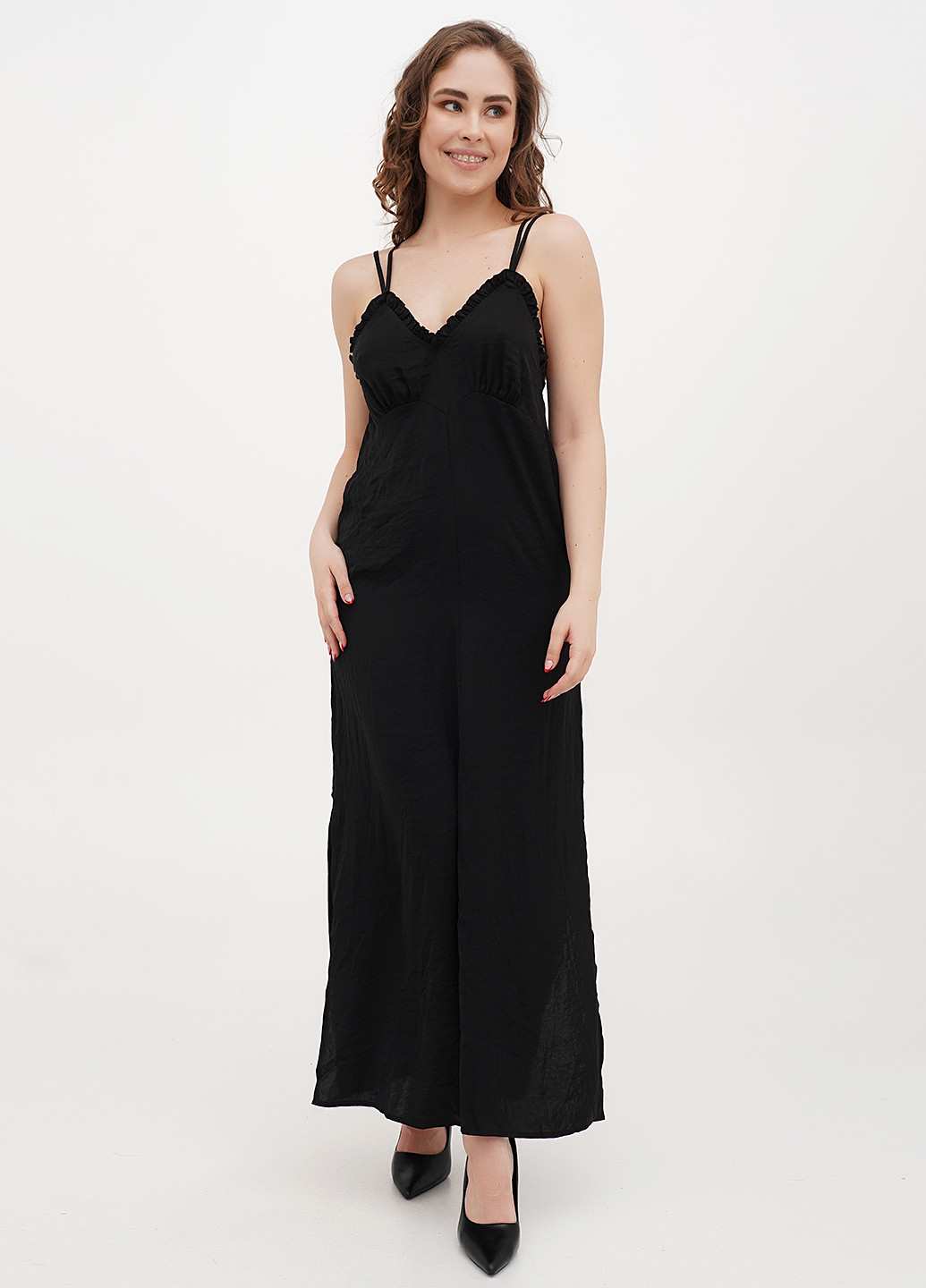 Черное кэжуал платье а-силуэт H&M однотонное