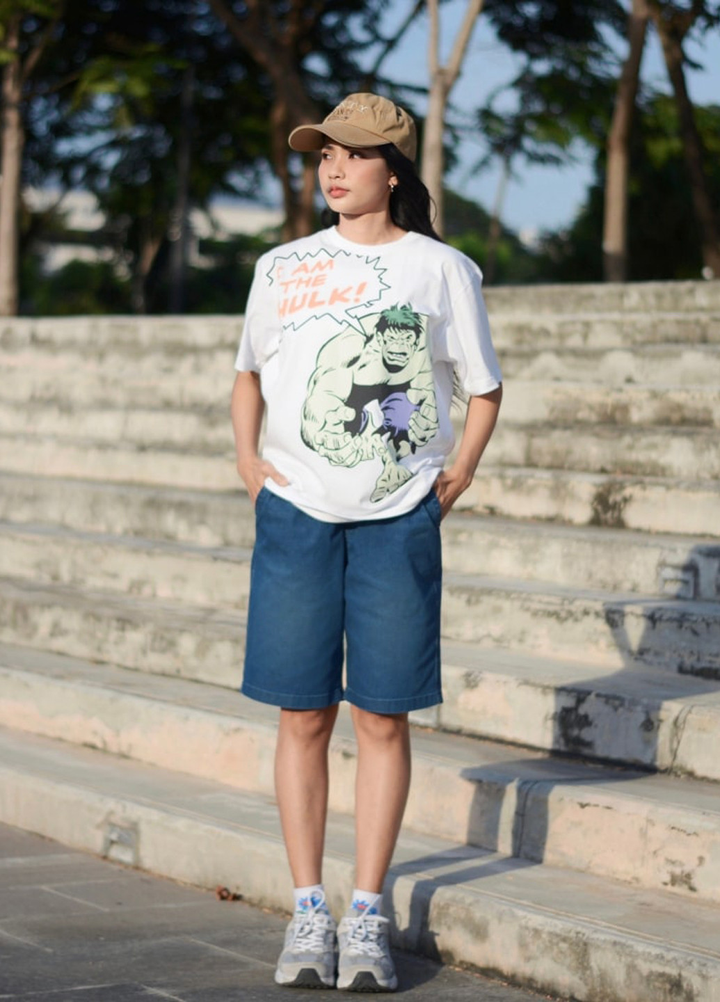 Белая футболка Uniqlo