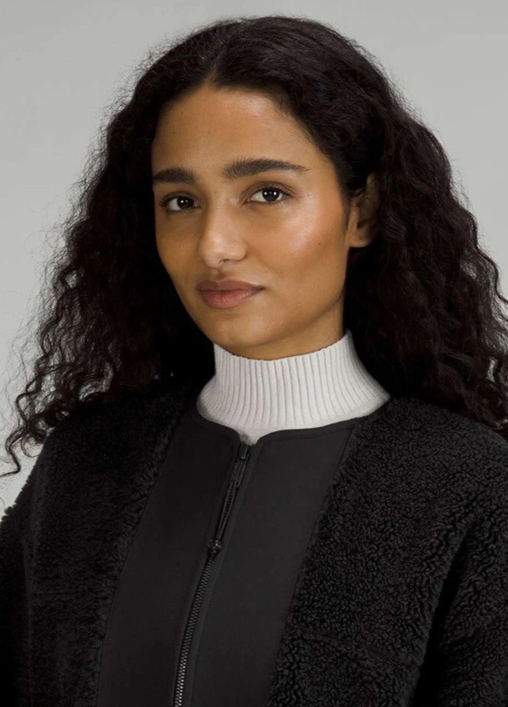 Чорна демісезонна куртка Lululemon Athletica