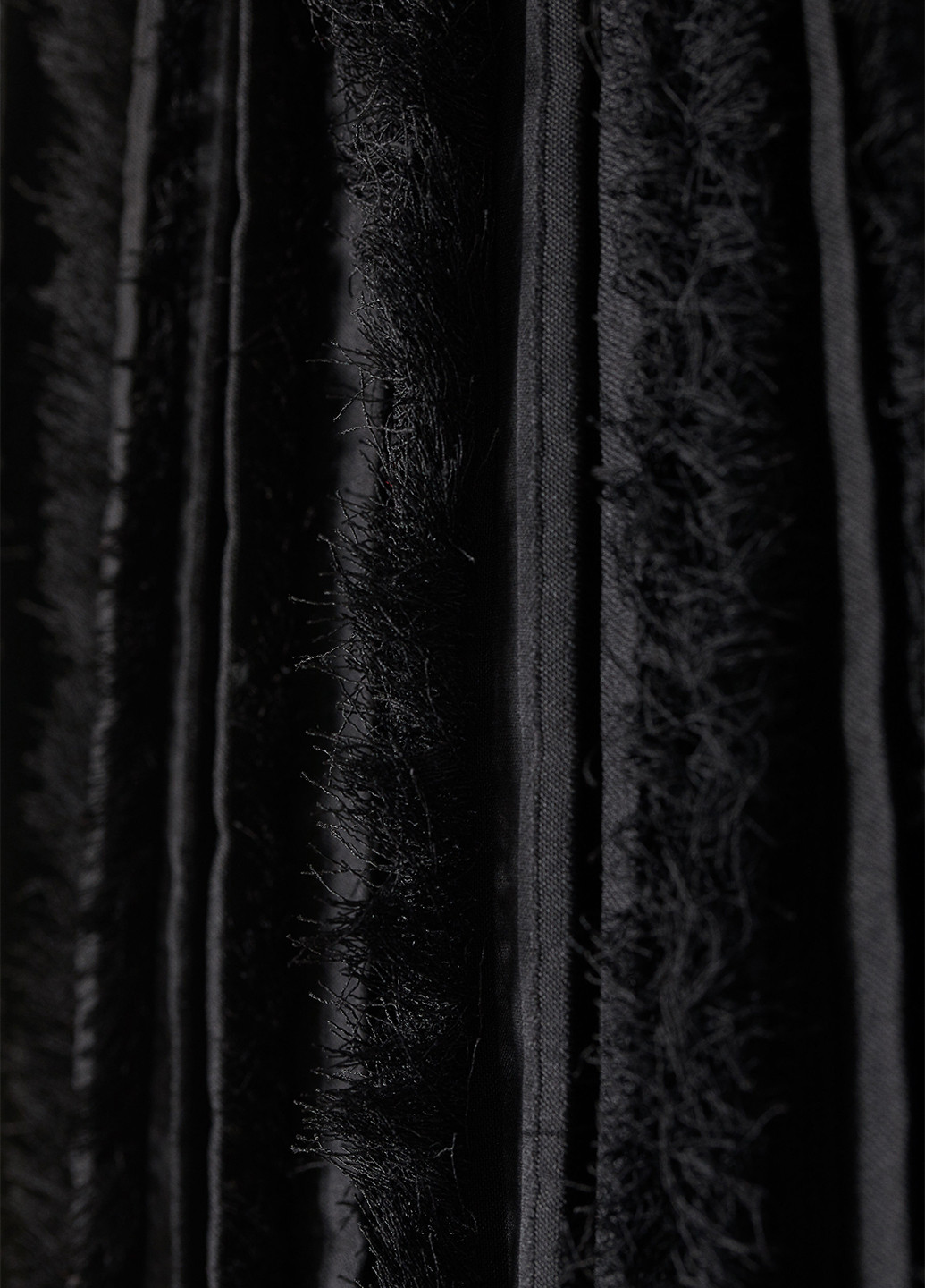 Черная кэжуал однотонная юбка H&M клешированная, плиссе