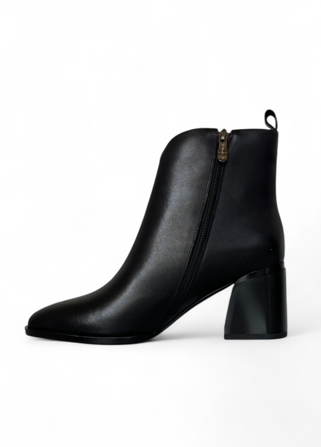 Черные демисезонная ботильоны Melanda.M