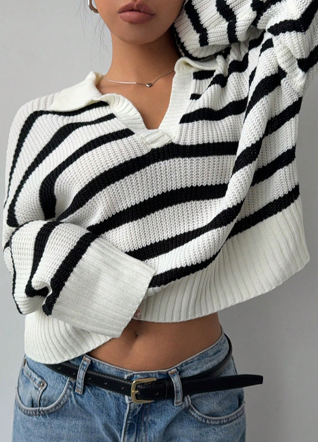 Черно-белый демисезонный пуловер пуловер SHEIN