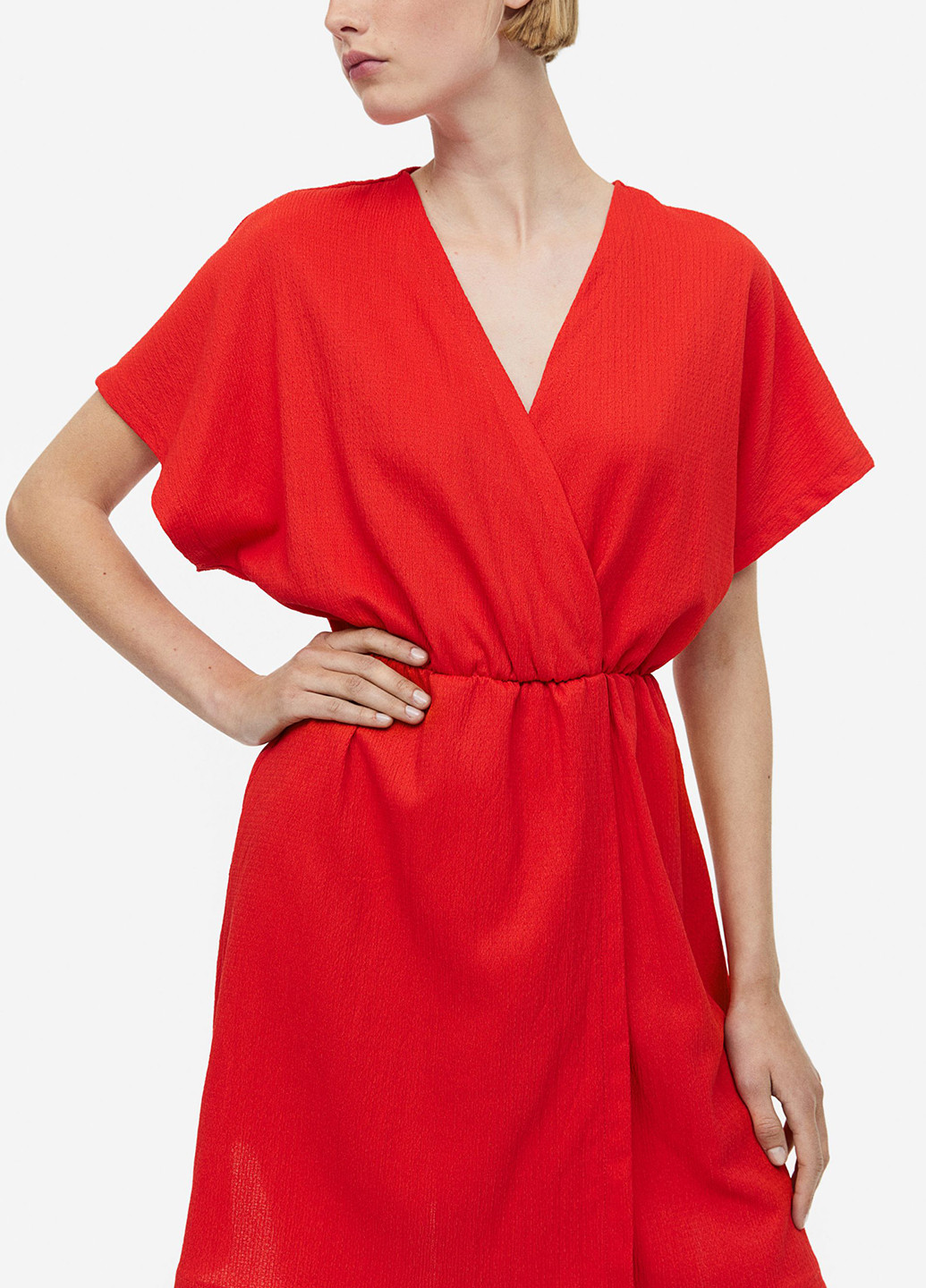 Червона кежуал сукня на запах H&M однотонна