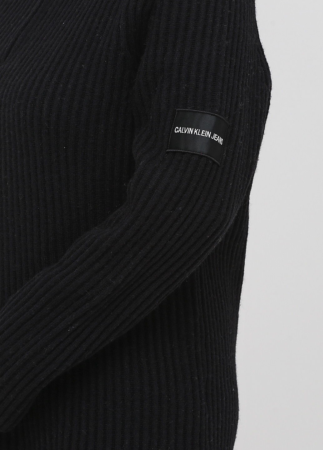 Черный демисезонный свитер Calvin Klein Jeans