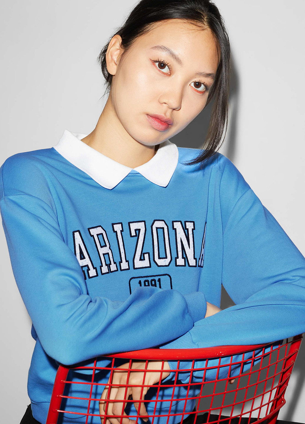 Голубой свитшот C&A надпись без декора (259204182)